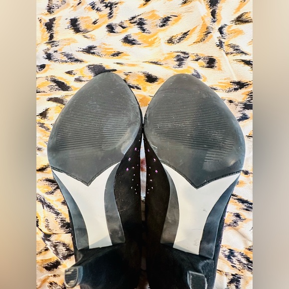 Sigerson Morrison for Target black suede, purple rhinestone heels - Picture 9 of 10